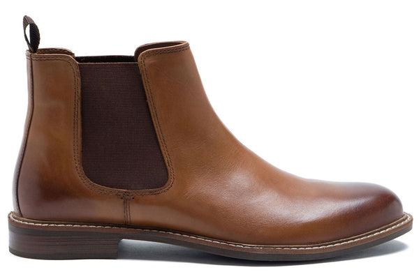 Red Tape Crick Bateman Men's Leather Pull On Chelsea Boots
